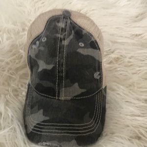 CC women’s camo hat